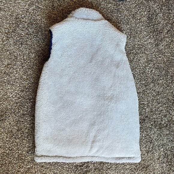 Buffalo David Bitton Reversible Vest Youth Size 14/16 L Blue Ditsy Floral Sherpa - Picture 7 of 11